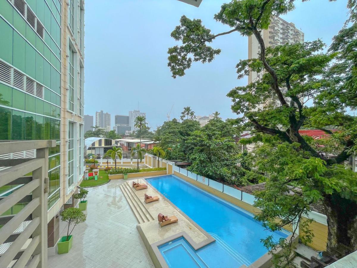 City Center- Balcony Suite Cebu Buitenkant foto