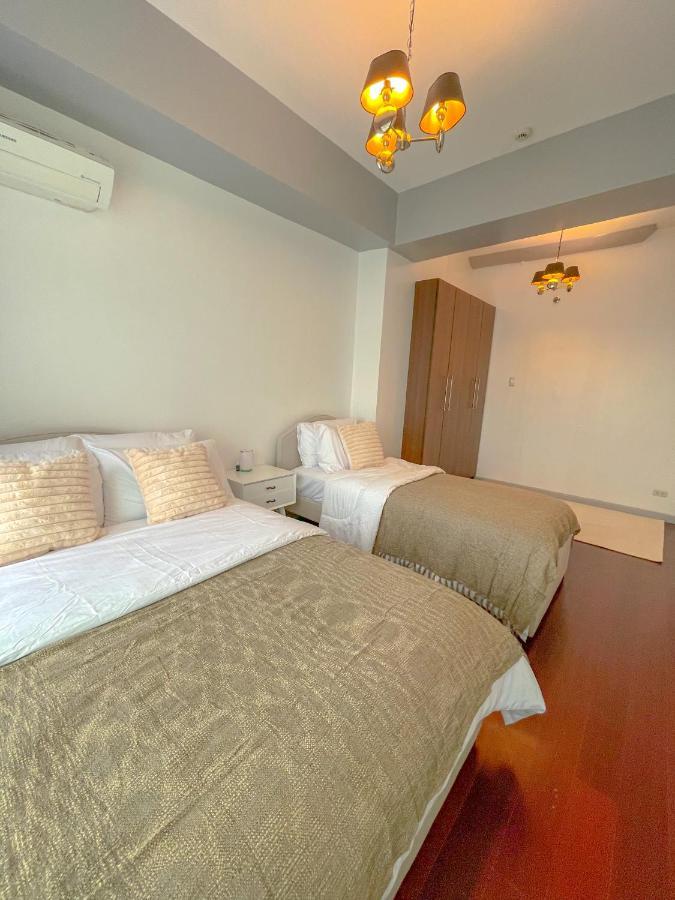 City Center- Balcony Suite Cebu Buitenkant foto